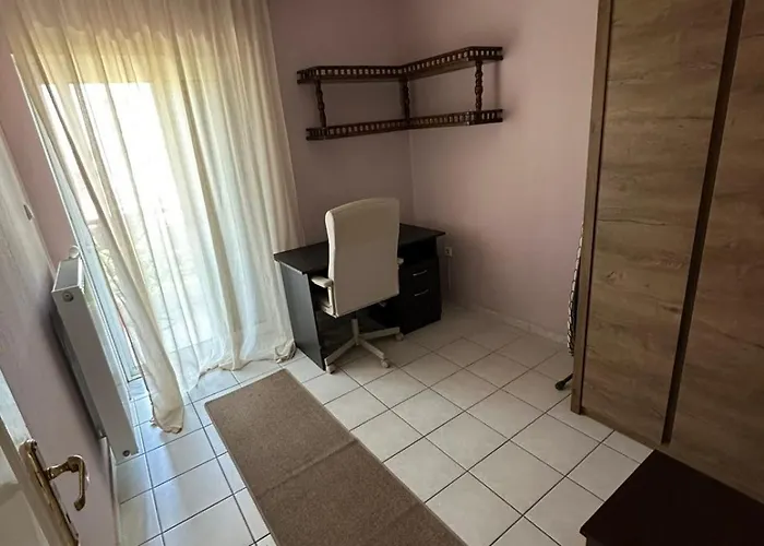 Nataliia 公寓 Peraía